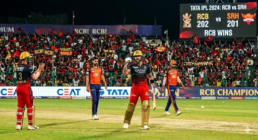 SRH vs RCB: रॉयल चैलेंजर्स बैंगलोर ने सनराइजर्स हैदराबाद को से विकेट से हरा दिया।