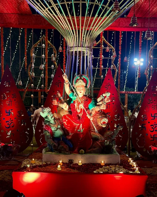 क्यों मनाई जाती है नवरात्रि, क्या है इसका ऐतिहासिक महत्व