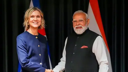 नॉर्वे की यात्रा के दौरान वहां के अखबार ने मोदी पर निकाला विवादित कार्टून